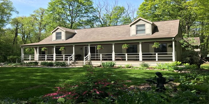 Photo of the Arbor Inn Bed And Breakfast at Put-in-Bay
