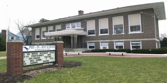 Photo Of the Put-in-Bay School